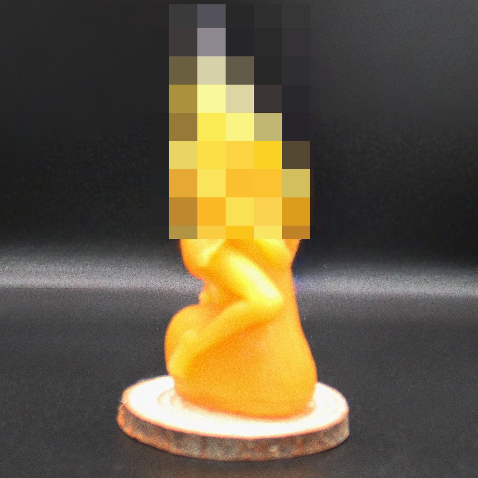 Frau auf Penis